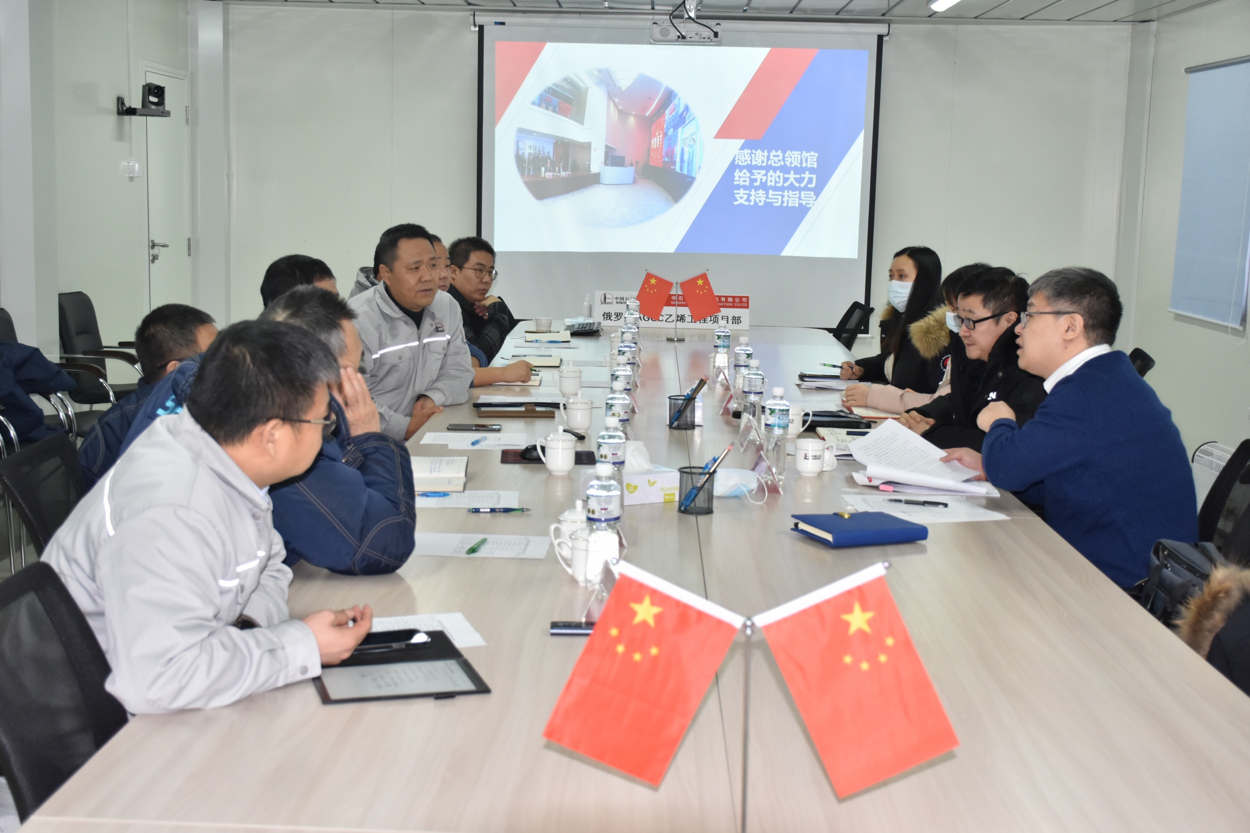Генеральный консул Цзян Сяоян и сопровождающие его лица из Генерального консульства КНР в Хабаровске посетили строительную площадку проекта